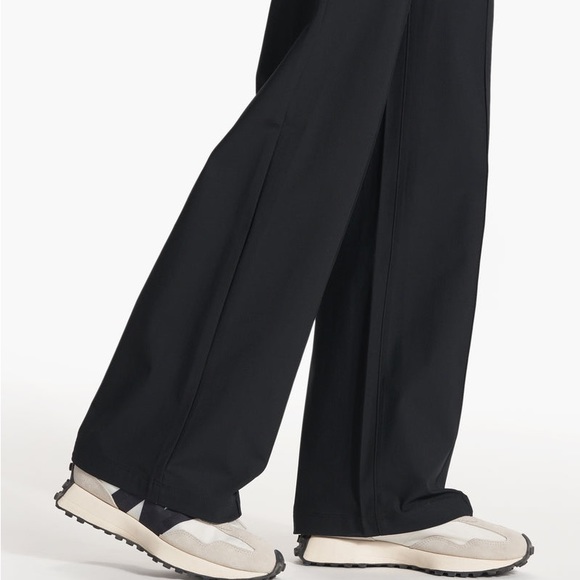 NWT Vuori Meta Wideleg Pant - Picture 6 of 6